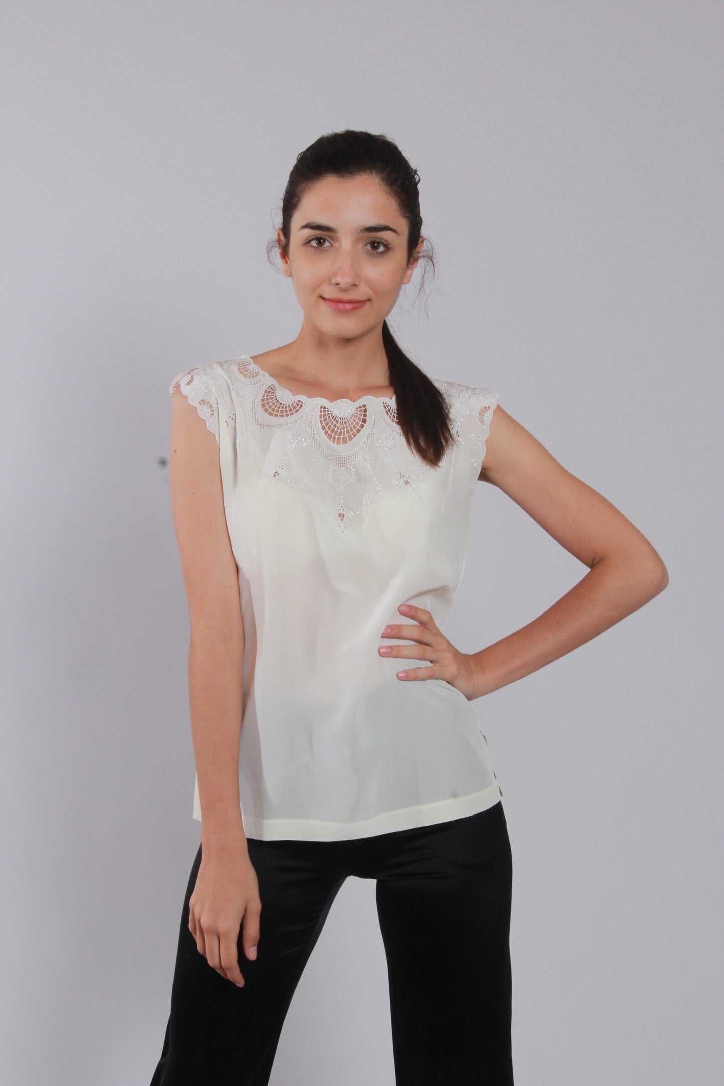 8860W Blouses - NineSilk