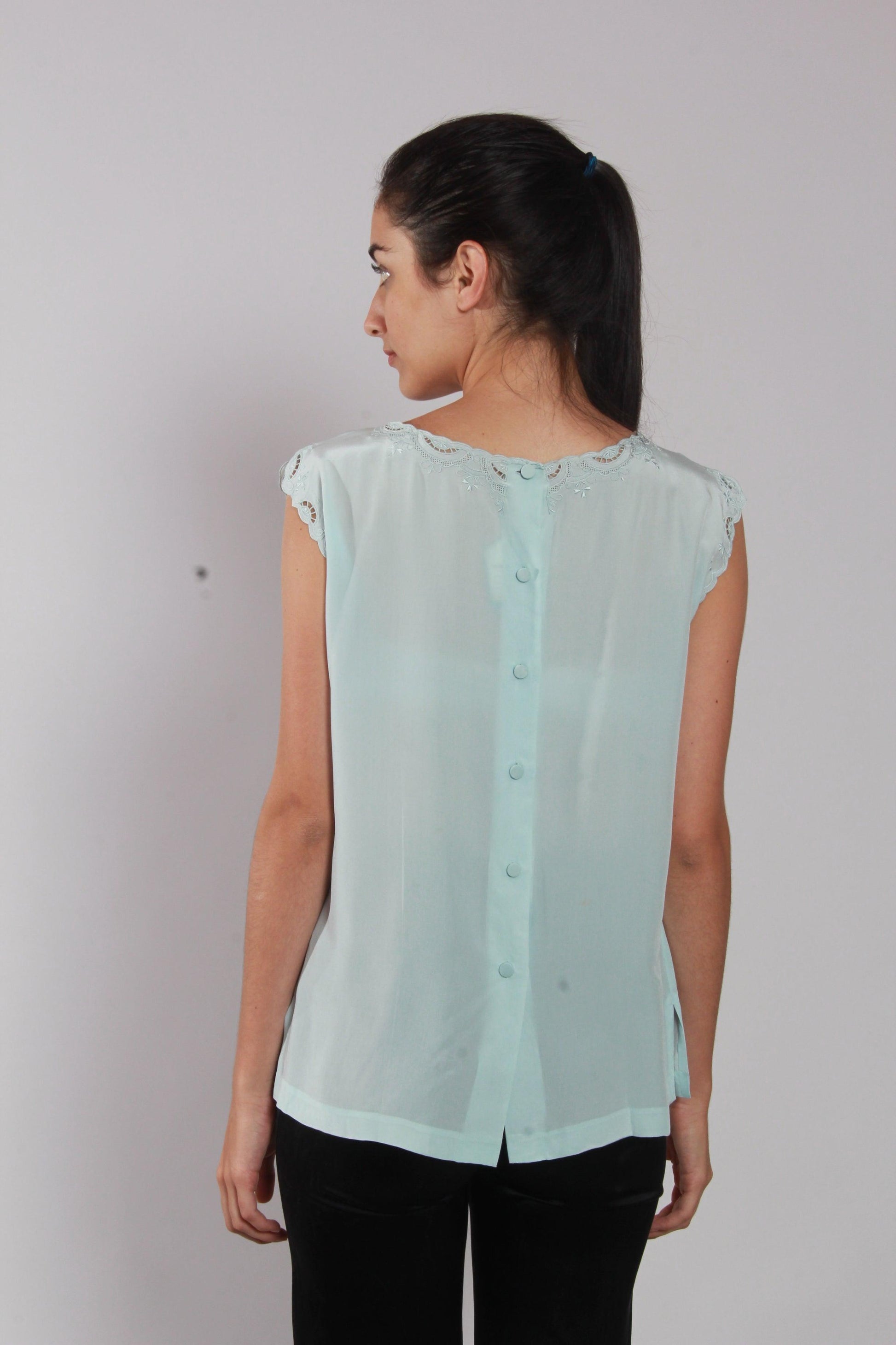 8860W Blouses - NineSilk