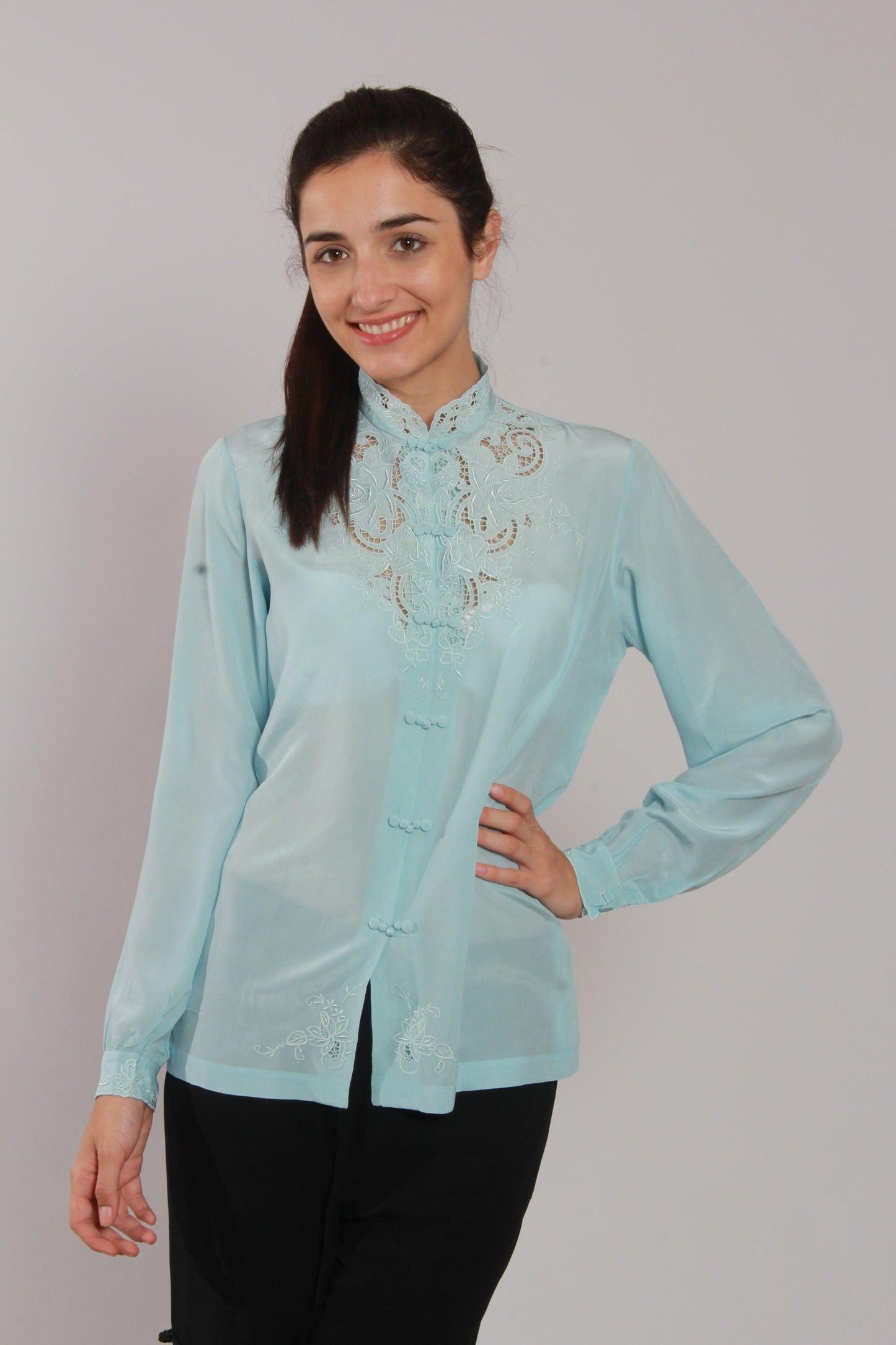 AH-36L Blouse - NineSilk