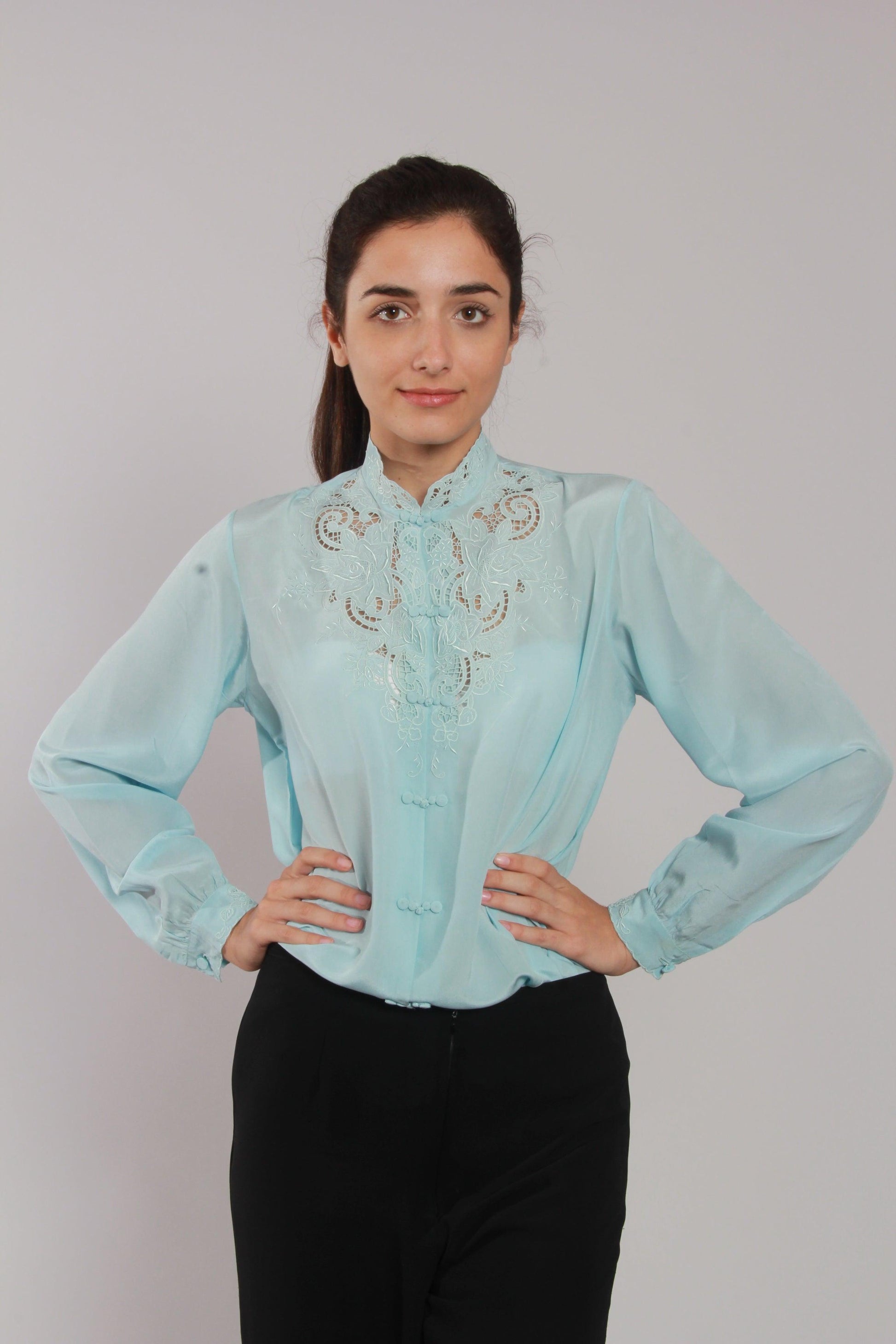 AH-36L Blouse - NineSilk